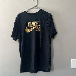 Nike SB Logo Tee